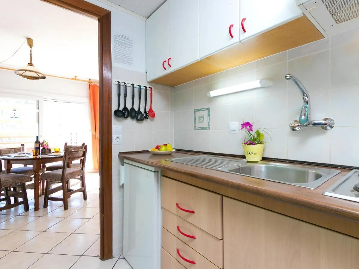 Studio Roses Holiday Center-5 By Interhome Apartman